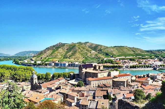 Christmas Figurine Cruise: Christmas Traditions in the Rhône Valley